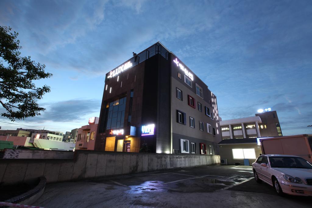 Jeju Lux Hotel Oso-ri Dış mekan fotoğraf
